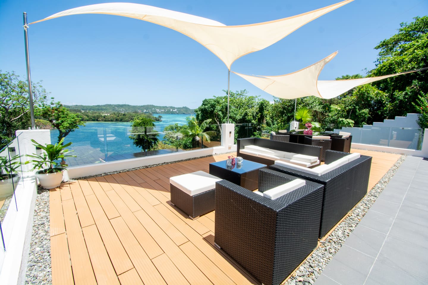 Rooftop lounge